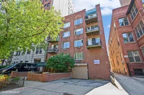 435 W Oakdale Ave #1B, Chicago, IL 60657