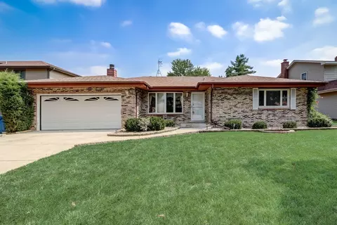 1125 N Honey Hill Rd, Addison, IL 60101