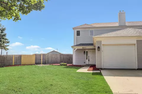 840 Forest Ln, Carol Stream, IL 60188