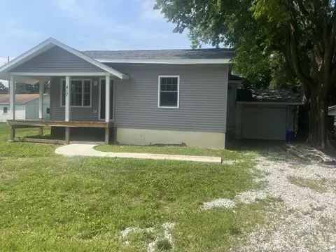 417 N Sangamon St, Bement, IL 61813