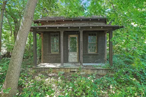 2311 Orchard Beach Rd, Mchenry, IL 60050 photo 9