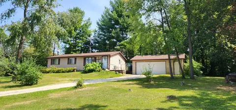 1824 Lynn Dr, Marengo, IL 60152
