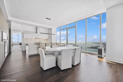 363 E Wacker Dr #7801, Chicago, IL 60601 photo 7