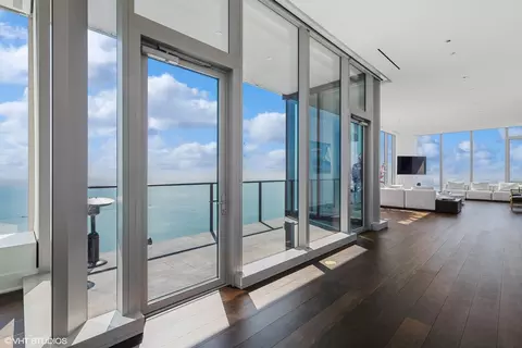 363 E Wacker Dr #7801, Chicago, IL 60601 photo 9