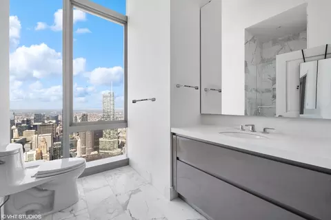 363 E Wacker Dr #7801, Chicago, IL 60601 photo 23