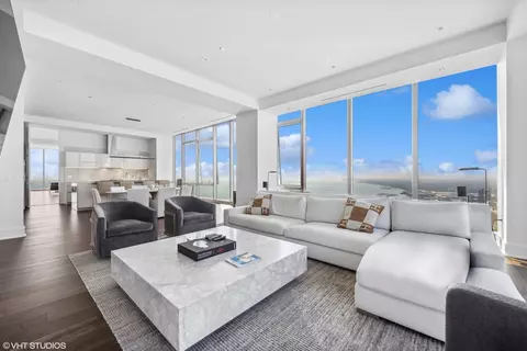 363 E Wacker Dr #7801, Chicago, IL 60601 photo 16