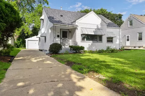 1108 Luther Ave, Rockford, IL 61107