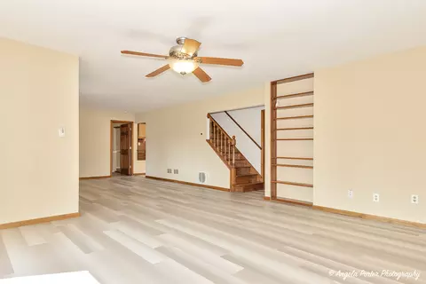 5801 Acorn Ln, Mchenry, IL 60051 photo 5