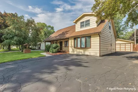 5801 Acorn Ln, Mchenry, IL 60051 photo 6