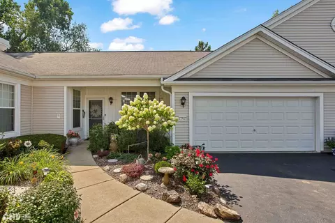 12543 Rock Island Trl, Huntley, IL 60142