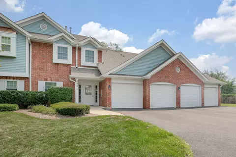 225 Winnsboro Ct #5A, Schaumburg, IL 60193