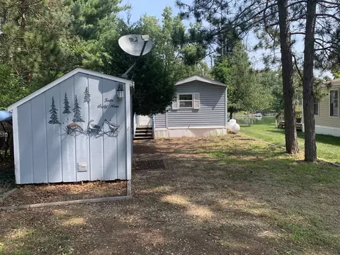 469 Woodhaven, Sublette, IL 61367