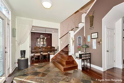 1506 Tecumseh Dr, Mchenry, IL 60050 photo 2