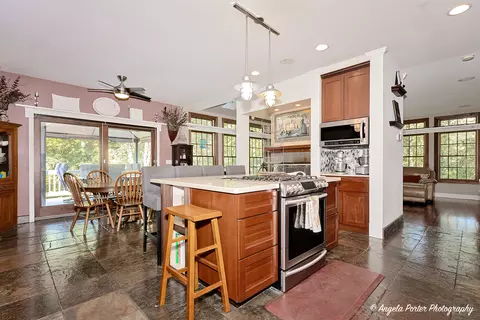 1506 Tecumseh Dr, Mchenry, IL 60050 photo 10