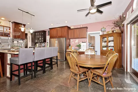 1506 Tecumseh Dr, Mchenry, IL 60050 photo 12