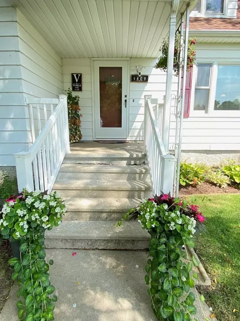 1409 Nan St, Dixon, IL 61021 photo 2