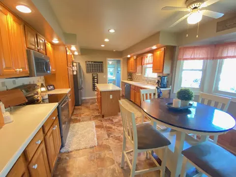 1409 Nan St, Dixon, IL 61021 photo 4