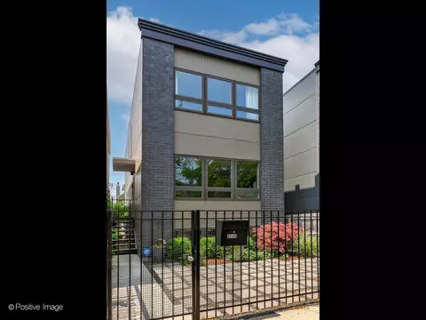 1740 N Albany Ave, Chicago, IL 60647