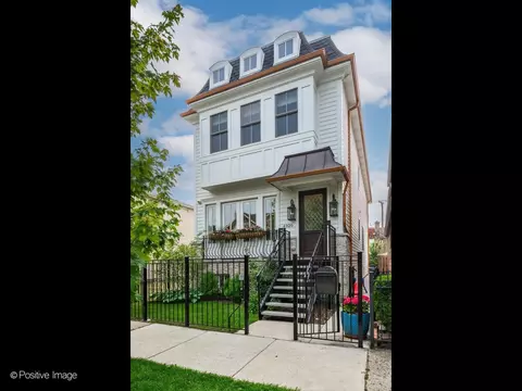 4320 N Claremont Ave, Chicago, IL 60618