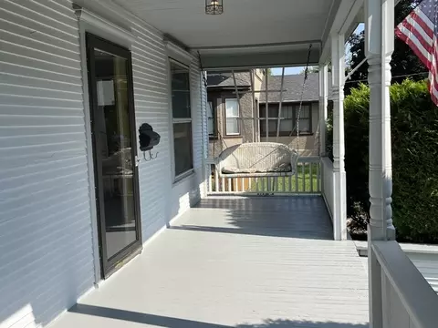464 Arlington Ave, Elgin, IL 60120 photo 2