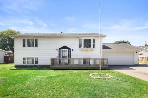 23527 W Anderson St, Plainfield, IL 60586