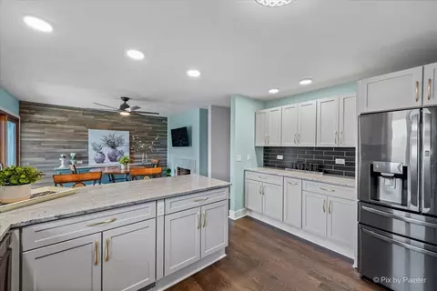 351 High Rd, Cary, IL 60013 photo 17