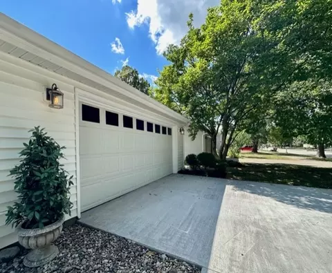 1601 Harbor Point Dr, Champaign, IL 61821 photo 125