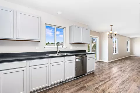 703 Osbron St, Plano, IL 60545 photo 12