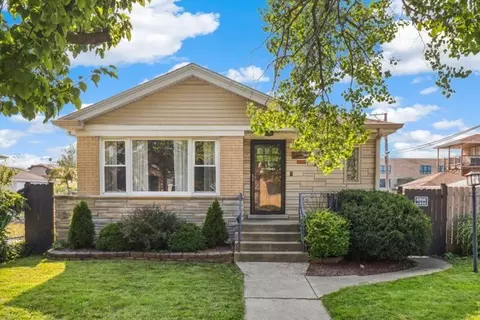 3138 N Oconto Ave, Chicago, IL 60707