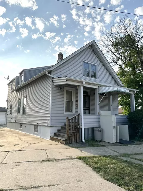 12754 Hoyne Ave, Blue Island, IL 60406