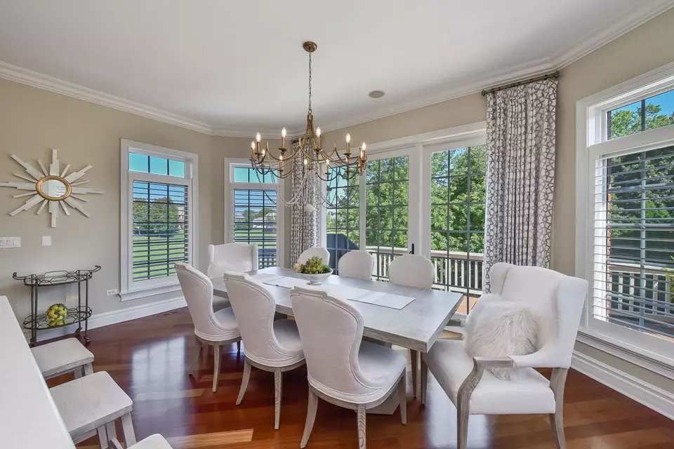 252 Claremont Dr, Naperville, IL 60540 71 Photos Movoto