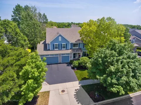 648 Sycamore St, Vernon Hills, IL 60061