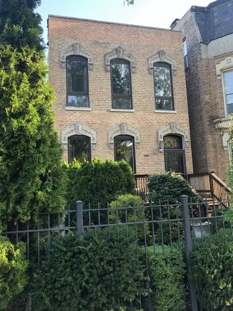 2935 W Fulton St, Chicago, IL 60612