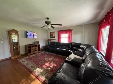 500 E Walnut St, Metamora, IL 61548 photo 10