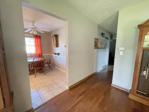 500 E Walnut St, Metamora, IL 61548 photo 11