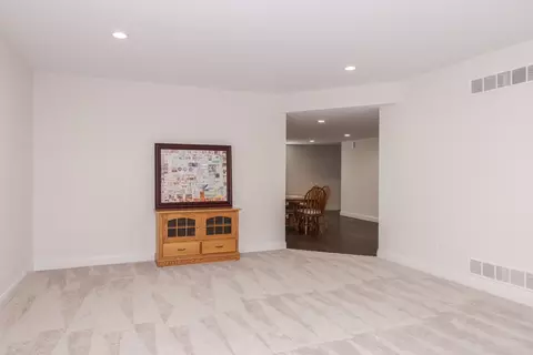 16 Brookstone Cir, Bloomington, IL 61704 photo 36
