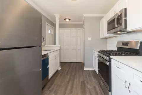 4439 Lisa Ln, Oak Forest, IL 60452 photo 8