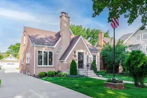 6006 N Oconto Ave, Chicago, IL 60631