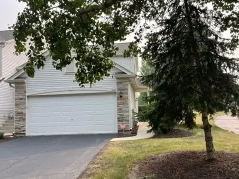 1600 Fieldstone Dr S, Shorewood, IL 60404