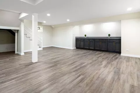 9205 S May St, Chicago, IL 60620 photo 32