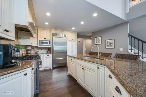 2350 Brookside Ln, Aurora, IL 60502 photo 10