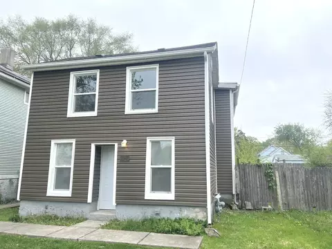 1021 N Hickory St, Joliet, IL 60435