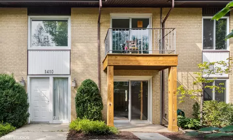 1410 Lehigh Ave #B1, Glenview, IL 60026