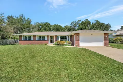 1402 Scovill St, Urbana, IL 61801