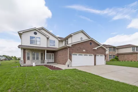 5010 W Hawk Ln, Monee, IL 60449