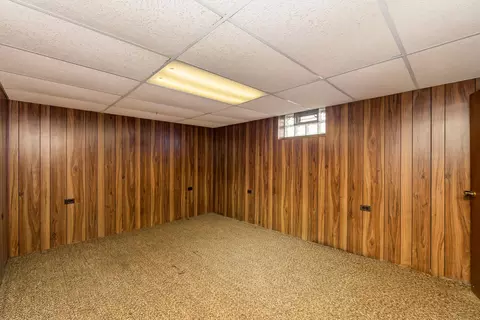 18464 School St, Lansing, IL 60438 photo 15