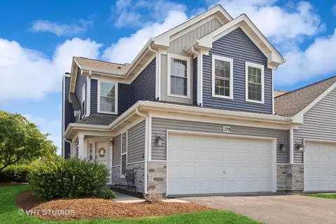 279 Wildspring Ct, Itasca, IL 60143
