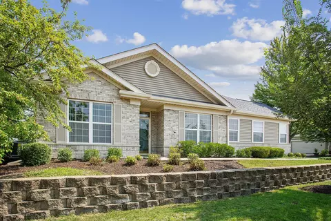 16121 Powderhorn Lake Way #16121, Crest Hill, IL 60403