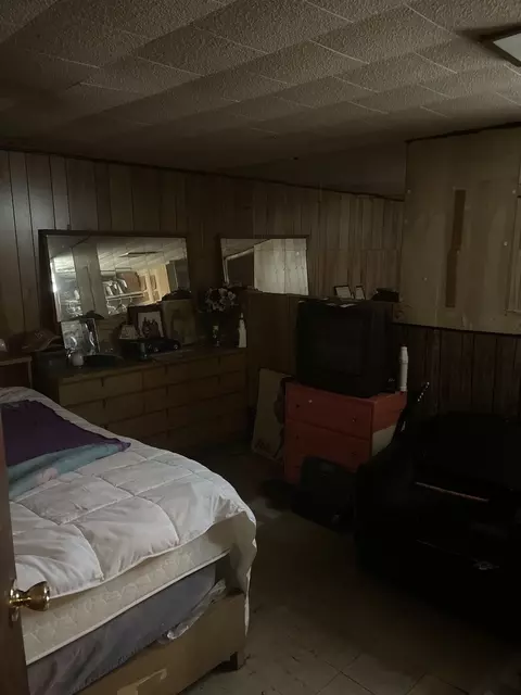 3711 Maxey Ct, Robbins, IL 60472 photo 12