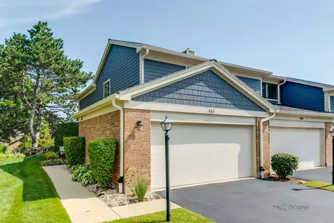 722 Ascot Ct #103A, Libertyville, IL 60048
